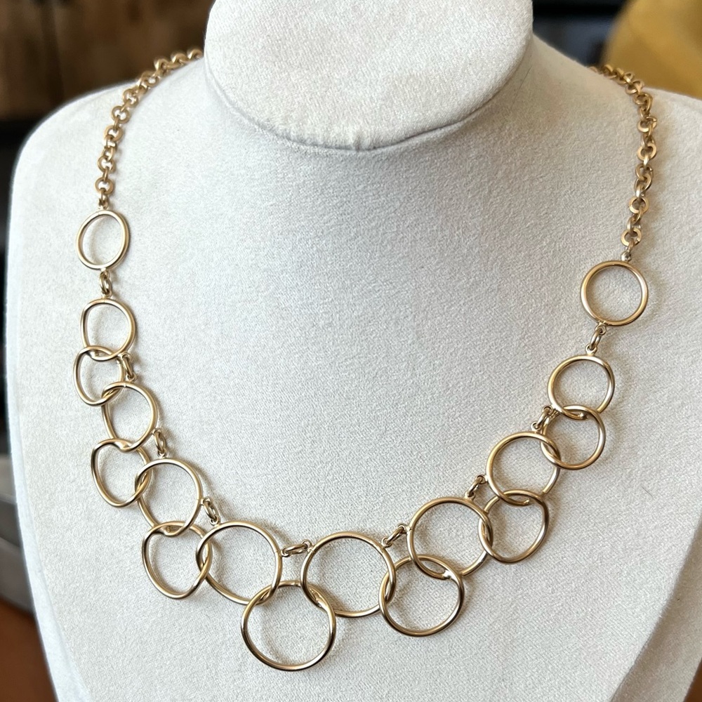 Nine West Circle Necklace